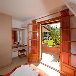Charlies Venus Apartmanhotel Róda