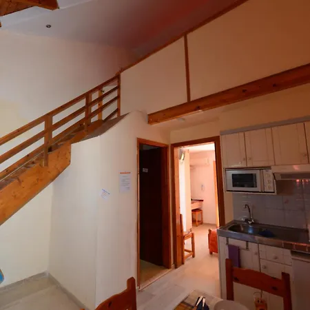 Apartmanhotel Charlies Venus 3*